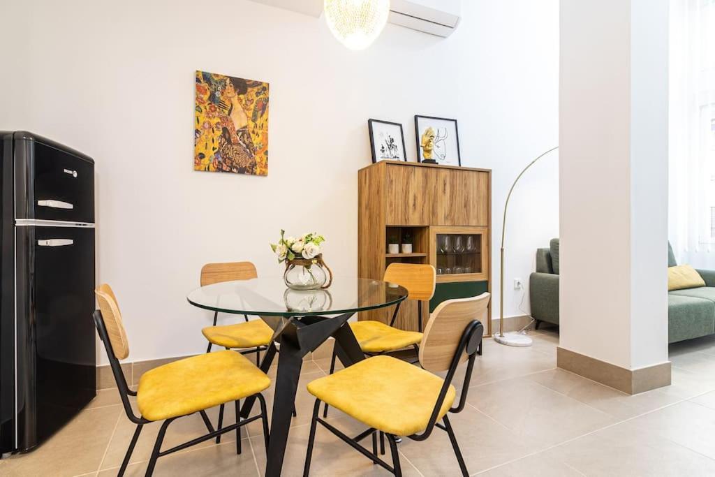 Ayala Freshapartments مالقة المظهر الخارجي الصورة